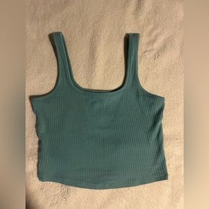 Women’s cropped tank top